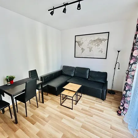 Apartament, Free Parking, Blisko Rynek-dworzec Pkp-pks, Sklepy Апартаменты