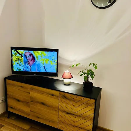 Apartament, Free Parking, Blisko Rynek-dworzec Pkp-pks, Sklepy