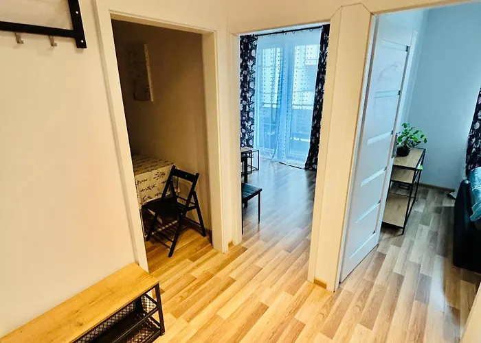 Apartament, Free Parking, Blisko Rynek-dworzec Pkp-pks, Sklepy