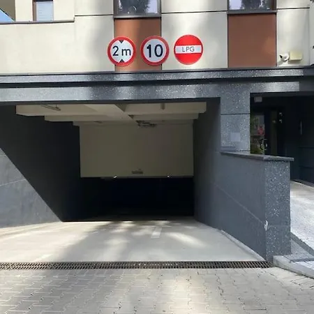 Apartment Apartament, Free Parking, Blisko Rynek-dworzec Pkp-pks, Sklepy Wroclaw