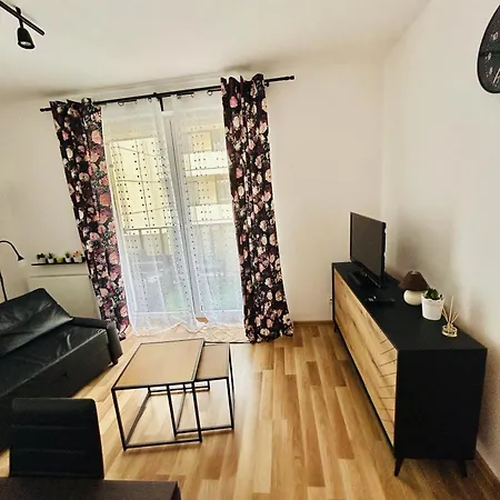 Apartament, Free Parking, Blisko Rynek-dworzec Pkp-pks, Sklepy Apartment Breslau