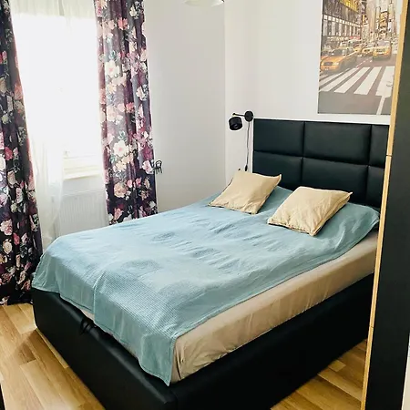 Apartament, Free Parking, Blisko Rynek-dworzec Pkp-pks, Sklepy Apartment
