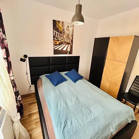 Apartament, Free Parking, Blisko Rynek-dworzec Pkp-pks, Sklepy Apartment